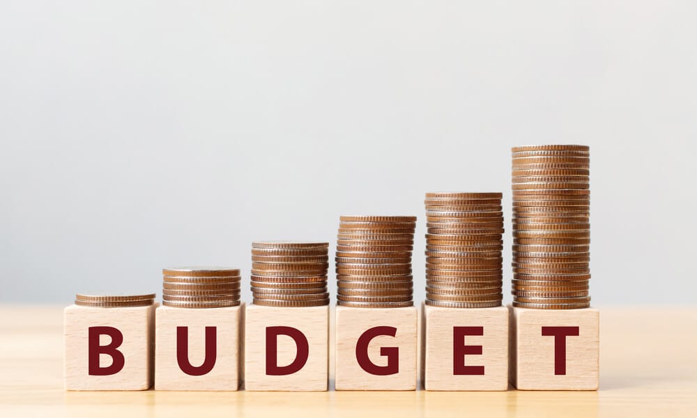 The Dave Ramsey Budget: Is it Realistic?